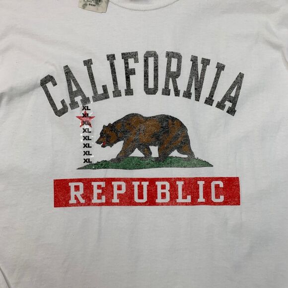 California RepublicT Shirt Mens XL Extra Large White Cotton Graphic Long Sleeve - Picture 3 of 9